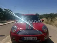 Usado Mini ONE 75 CV (55 kW) 2009 Rojo Utilitario