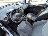 Usado Ford Tourneo Courier Trend 100 CV (73 kW) 2019 Blanco Monovolumen