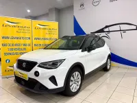 Usado Seat Arona Ecomotive 110 CV (80 kW) 2021 Blanco SUV