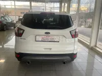 Usado Ford Kuga Trend 150 CV (110 kW) 2019 Blanco SUV