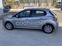 Usado Peugeot 208 Active 68 CV (50 kW) 2014 Gris / plata Utilitario