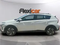 Usado Hyundai Bayon 101 CV (74 kW) 2022 Blanco SUV