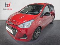 Usado Hyundai i10 66 CV (48 kW) 2019 Rojo Utilitario