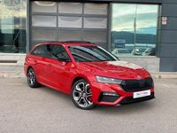 Usado Skoda Octavia RS 245 CV (180 kW) 2022 Rojo Familiar