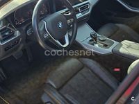 Usado BMW 318 Advantage 150 CV (110 kW) 2021 Gris / plata Familiar
