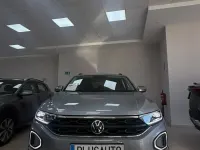 Usado VW T-Roc Life 110 CV (80 kW) 2024 Gris SUV
