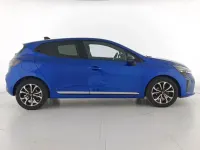 Usado Renault Clio Techno 90 CV (66 kW) 2024 Azul Utilitario