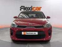 Usado Kia Rio 84 CV (61 kW) 2019 Rojo Berlina
