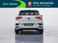 Usado VW T-Roc Advance 110 CV (80 kW) 2022 Blanco SUV