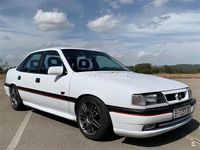Usado Opel Vectra 150 CV (110 kW) 1993 Blanco Berlina