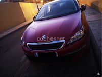 Usado Peugeot 308 Active 130 CV (95 kW) 2016 Rojo Berlina