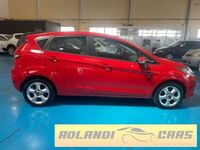Usado Ford Fiesta Titanium 60 CV (44 kW) 2009 Rojo Utilitario