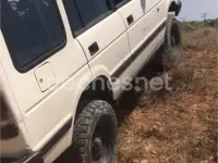 Usado Land Rover Discovery Basis 112 CV (82 kW) 1994 Blanco SUV