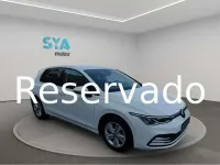 Usado VW Golf VIII Life 116 CV (85 kW) 2022 Blanco Utilitario