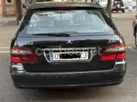 Usado Mercedes E320 Elegance 204 CV (150 kW) 2004 Negro Familiar