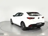 Nuevo Mazda 3 Center-Line 140 CV (102 kW) 2026 Blanco Berlina