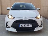 Usado Toyota Yaris Hybrid Active 116 CV (85 kW) 2024 Blanco Utilitario