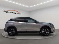 Usado Peugeot e-2008 Allure 114 kW (156 CV) 2024 Gris SUV