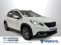 Usado Peugeot 2008 Signature Sky 99 CV (72 kW) 2019 Blanco SUV