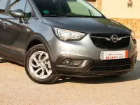 Usado Opel Crossland X Selective 81 CV (59 kW) 2018 Gris / plata SUV