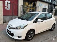 Usado Toyota Yaris Active 90 CV (66 kW) 2014 Blanco Utilitario