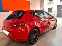 Usado Seat Leon CONNECT 110 CV (80 kW) 2015 Rojo Berlina