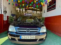 Usado Opel Vectra Sport 150 CV (110 kW) 2006 Negro Berlina