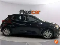Usado Toyota Yaris Active 116 CV (85 kW) 2023 Negro Utilitario