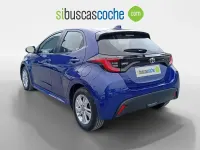 Usado Toyota Yaris Edition 125 CV (91 kW) 2021 Rojo Utilitario