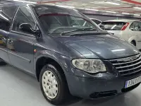 Usado Chrysler Grand Voyager Limited 150 CV (110 kW) 2007 Gris / plata Monovolumen