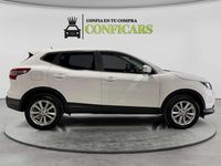 Usado Nissan Qashqai Tekna 110 HP (80 kW) 2014 Branco SUV