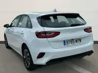 Usado Kia Ceed 100 CV (73 kW) 2025 Blanco Utilitario