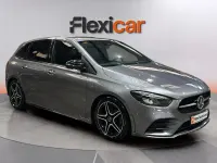 Usado Mercedes B200 150 CV (110 kW) 2021 Gris Monovolumen