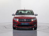 Usado Dacia Logan Lauréate 90 CV (66 kW) 2016 Rojo Berlina