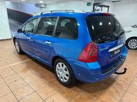 Usado Peugeot 307 110 CV (80 kW) 2005 Azul Familiar