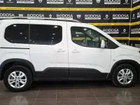 Usado Peugeot Rifter Access 100 CV (73 kW) 2019 Blanco Monovolumen