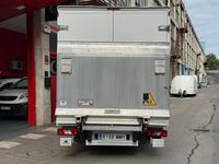 Usado Ford Transit Trend 165 HP (121 kW) 2024 Branco