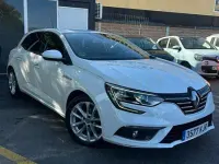 Usado Renault Mégane LIMITED 110 CV (80 kW) 2018 Blanco Berlina