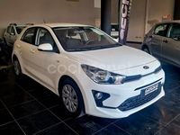 Usado Kia Rio 84 CV (61 kW) 2021 Blanco Berlina