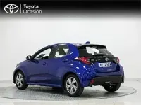 Usado Toyota Yaris Active 116 CV (85 kW) 2025 Azul Utilitario