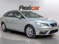 Usado Seat Leon ST Style 116 CV (85 kW) 2020 Gris Familiar