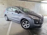 Usado Peugeot 3008 Premium 112 CV (82 kW) 2011 Gris Familiar