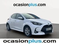 Usado Toyota Yaris Hybrid Active 116 CV (85 kW) 2021 Blanco Utilitario