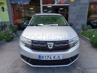 Usado Dacia Logan Ambiance 73 CV (53 kW) 2018 Gris / plata Berlina