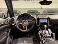 Usado Porsche Cayenne 262 CV (192 kW) 2015 Gris / plata SUV