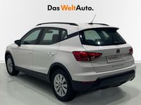 Usado Seat Arona Style 110 CV (80 kW) 2021 Blanco SUV