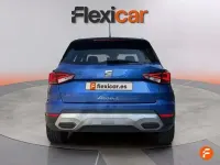 Usado Seat Arona Xperience 110 CV (80 kW) 2022 Azul SUV