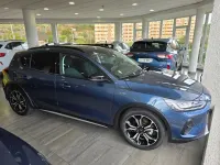 Usado Ford Focus Active X 155 CV (114 kW) 2023 Ázul chrome (metalizado) Berlina