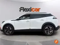 Usado Peugeot 2008 Allure 100 CV (73 kW) 2021 Blanco SUV
