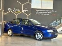 Usado Seat Cordoba Stella 60 CV (44 kW) 2000 Azul Berlina